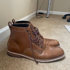 Helm Boots
